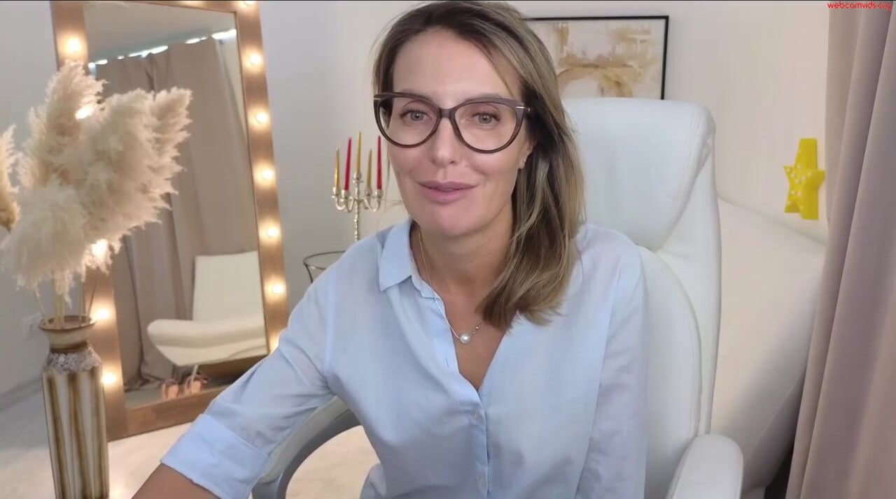 _beylly Video [Chaturbate] squirt charming dainty feet