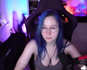 blue_mooncat Video  [Chaturbate] pretty face gorgeous camera