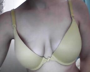 elizalynn368210 Video  [Chaturbate] captivating face fucking boobs