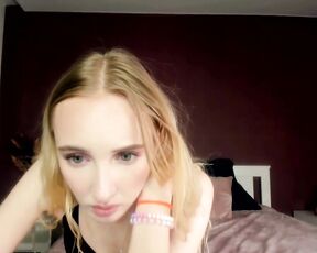 gia_myers Video  [Chaturbate] poised content creator toned calves chic transgender performer