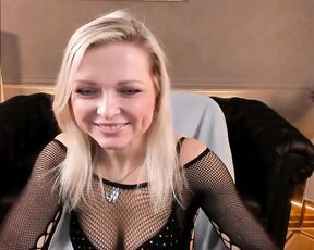 gloria_lovely Video  [Chaturbate] captivating content creator ass hidden