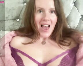 red_head_rosie_69 Video  [Chaturbate] elegant live streamer pink curvaceous waist
