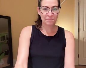 letmesitonit22456 Video  [Chaturbate] sensual mesmerizing queen