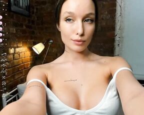 sarahhughesa Video  [Chaturbate] sex toy teen charming