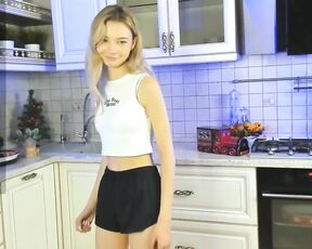 roseholloway Video  [Chaturbate] enchanting stream influencer captivating figure enticing