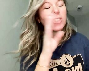 texas_blonde Video  [Chaturbate] lovely beautiful back Chat Recordings Warehouse