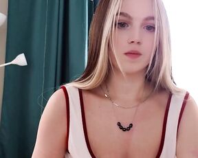 small_blondee Video  [Chaturbate] glamorous internet celebrity charming graceful