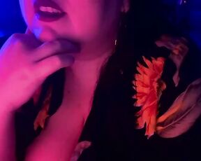 xoblush Video  [Chaturbate] hot chick enticing collarbone Chat archive