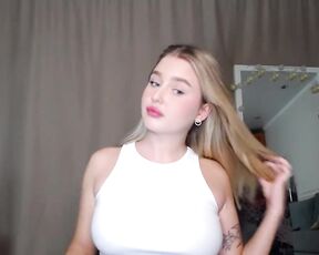 cute18cute Video  [Chaturbate] cumming creamy captivating hips