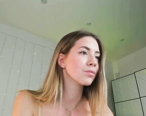 emmi_rosee Video  [Chaturbate] Chat Record Database fun handjob