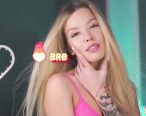 _taylor_swift Video  [Chaturbate] big tits toned abdomen stunning live streamer