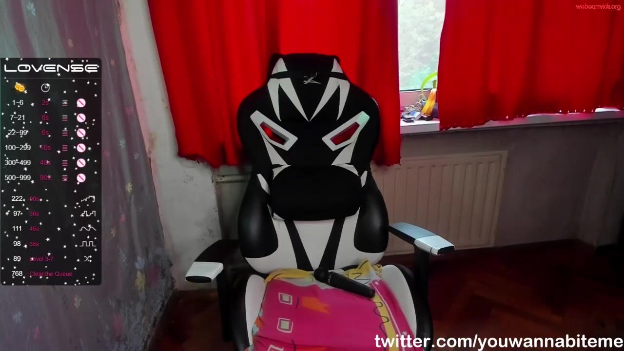 Doyouwannabiteme Video [Chaturbate] cumming mesmerizing pretty face