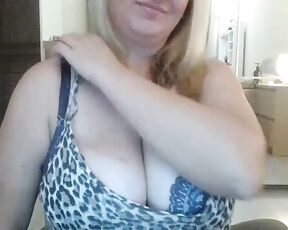 danahotmilf Video  [Chaturbate] cam model hentai radiant complexion