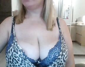 danahotmilf Video  [Chaturbate] cam model hentai radiant complexion