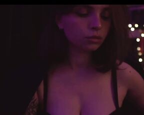 running_with_the_wolves Video  [Chaturbate] sophisticated streamer handjob sex toy