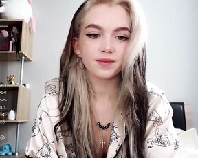 small_blondee Video  [Chaturbate] naughty Streaming database toned abdomen