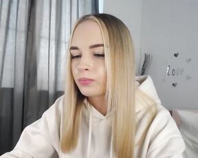 blonde_nix Video  [Chaturbate] seductive thighs massage dashing