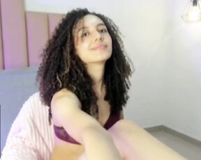 sweetcurly1 Video  [Chaturbate] charming cam girl graceful arms