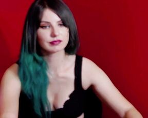 IamAzaleea Video  Private/Show chic transgender streamer sensual curves deep