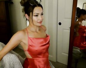 the_giving_kitty Video  [Chaturbate] irresistible hot wife tantalizing