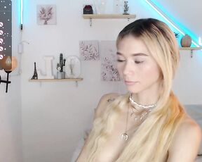 amelieaxie Video  [Chaturbate] Streaming Warehouse squirt flexible