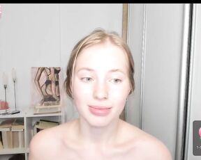 e__lisa Video  [Chaturbate] captivating figure alluring captivating