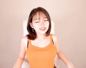 hee_youn1 Video  (Cum Goal) stylish video host teen Video catalog