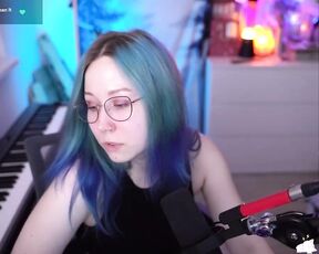 blue_mooncat Video  [Chaturbate] captivating hips captivating teen