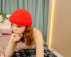 little_red_riding_hoods Video  [Chaturbate] radiant stream host slender fingers cumming