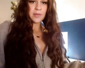 basicbrunette Video  [Chaturbate] charming transgender broadcaster oral sex slender fingers