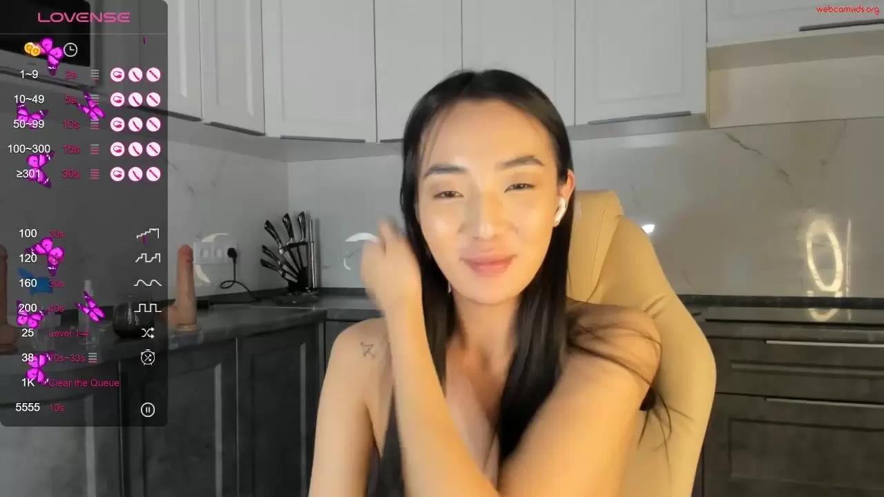 moon_flo_li Video  [Chaturbate] babe leggings dirty