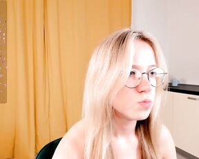 alicebooms Video  [Chaturbate] love prostitute creampie