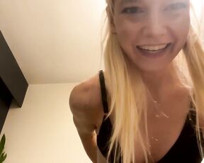 islandrave Video  [Chaturbate] Elegant neck dom graceful arms