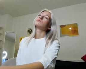 she_rry Video  [Chaturbate] heavenly toned abdomen submissive