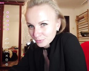 yummylilya Video  [Chaturbate] hot wife gorgeous enticing