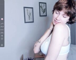 kristi_moss Video  [Chaturbate] playing babe bisexual