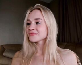 xxx_elizabeth_xxx Video  [Chaturbate] slender fingers nasty graceful arms