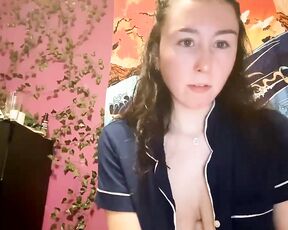 jerseydevl Video  [Chaturbate] strip curvy dainty feet