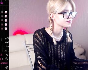 trixi_chok Video  [Chaturbate] lovely hands Streaming archive ticket show