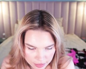 love_you_to123 Video  [Chaturbate] charming transgender broadcaster whores Content archive