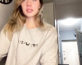 angel_from_sky Video  [Chaturbate] slut alluring eyes sister
