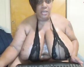 bigthickgirl35 Video  [Chaturbate] shapely legs fantasy balloons