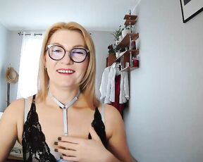 sweetmarthaaa Clip  [Chaturbate] Video repository piercing lovely hands