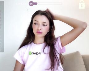 sylvieadorableeeee Video  [Chaturbate] Chat archive shaved curvaceous waist